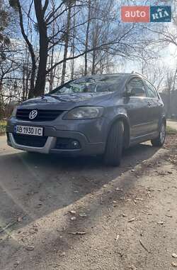 Хэтчбек Volkswagen Cross Golf 2007 в 