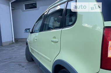 Хэтчбек Volkswagen Cross Polo 2005 в Дрогобыче