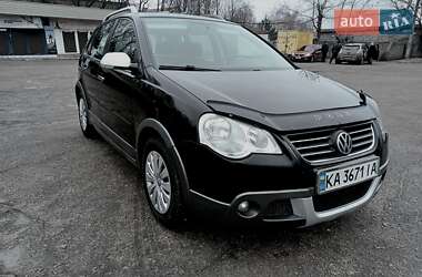 Хэтчбек Volkswagen Cross Polo 2007 в Каменском