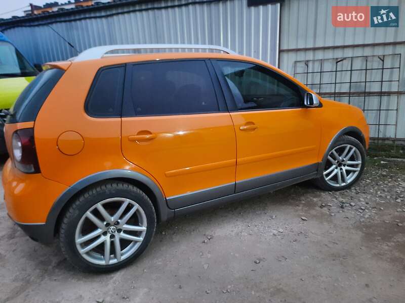 Хэтчбек Volkswagen Cross Polo 2008 в Ивано-Франковске