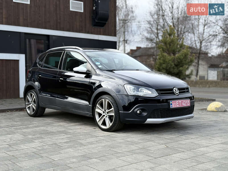 Хэтчбек Volkswagen Cross Polo 2012 в Тячеве