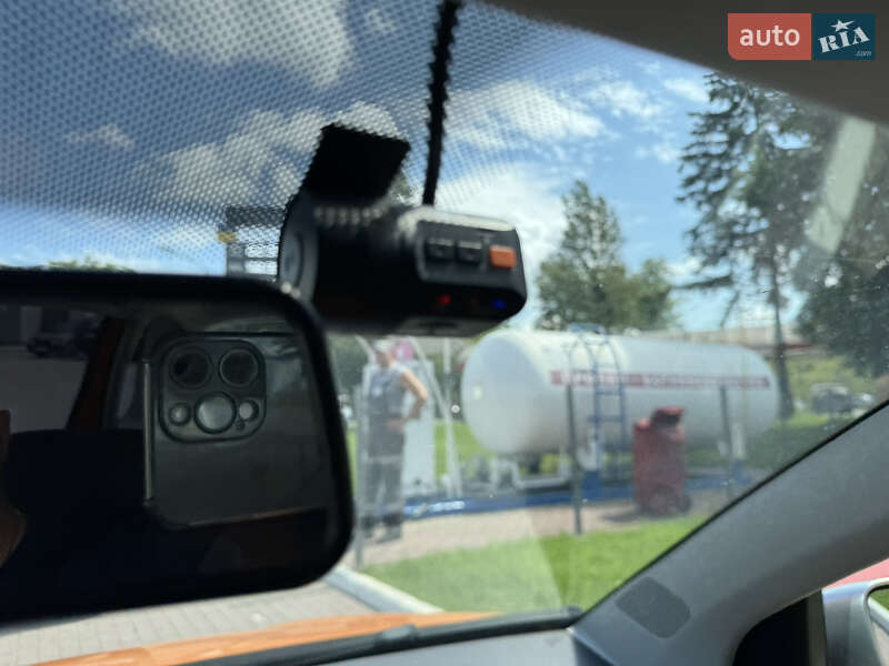 Хэтчбек Volkswagen Cross Polo 2008 в Львове