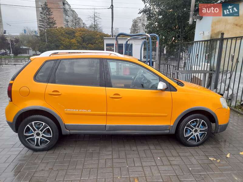 Хэтчбек Volkswagen Cross Polo 2009 в Ивано-Франковске