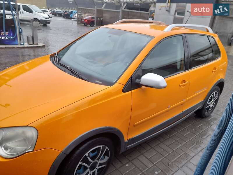 Хэтчбек Volkswagen Cross Polo 2009 в Ивано-Франковске