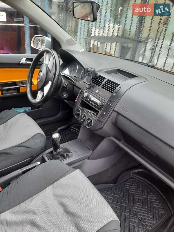 Хэтчбек Volkswagen Cross Polo 2009 в Ивано-Франковске