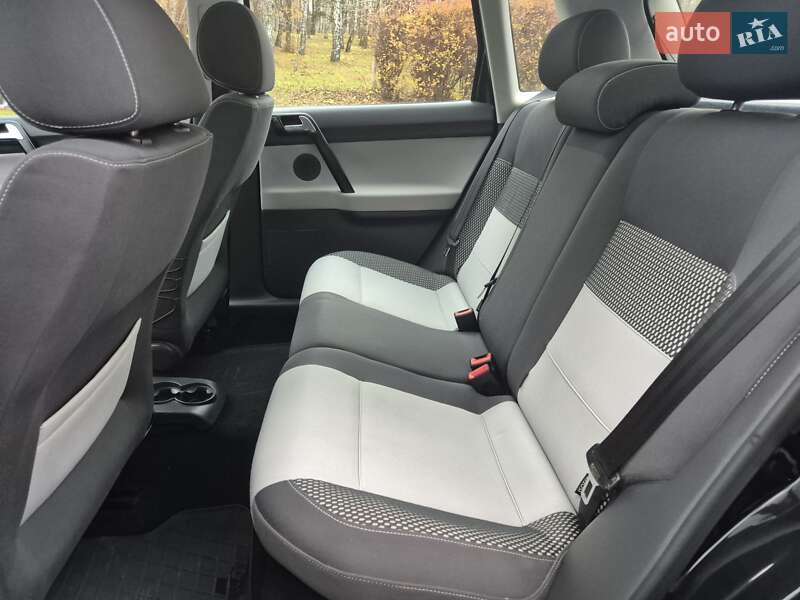 Хэтчбек Volkswagen Cross Polo 2008 в Тернополе фото 30 Хэтчбек Volkswagen Cross Polo 2008 в Тернополе
