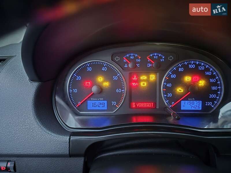 Хэтчбек Volkswagen Cross Polo 2008 в Тернополе