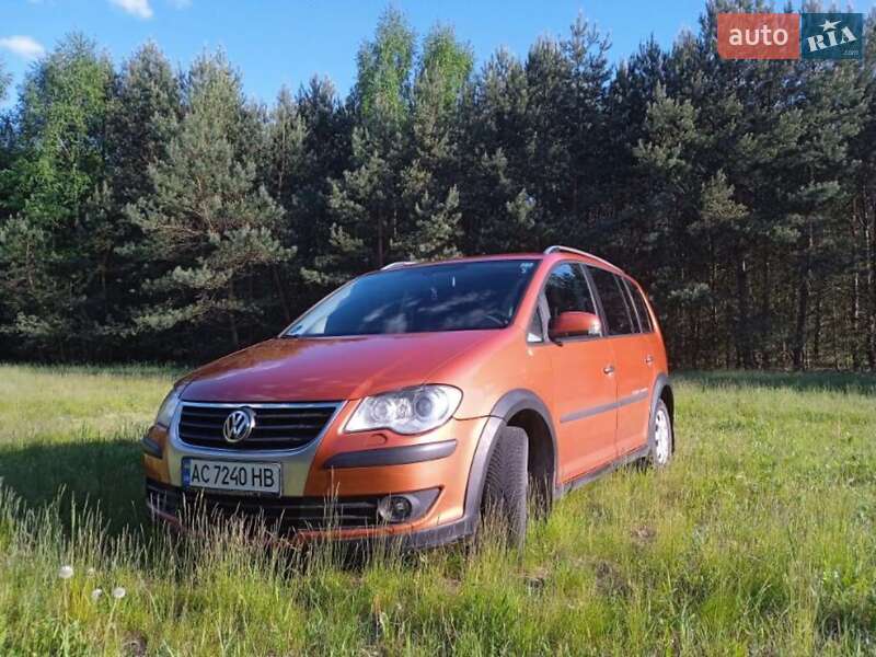 Мінівен Volkswagen Cross Touran 2007 в Луцьку фото 2 Мінівен Volkswagen Cross Touran 2007 в Луцьку