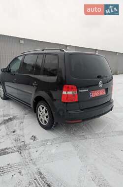 Мінівен Volkswagen Cross Touran 2008 в Києві