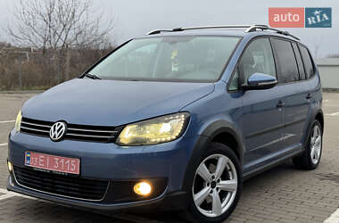 Мінівен Volkswagen Cross Touran 2011 в Дубні