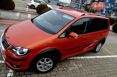 Минивэн Volkswagen Cross Touran 2008 в Львове