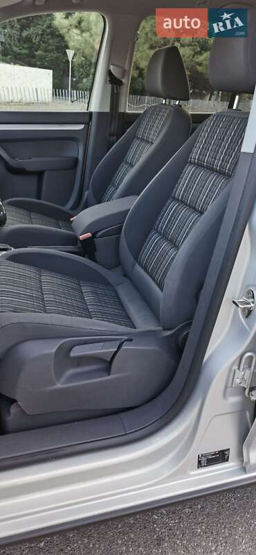 Минивэн Volkswagen Cross Touran 2011 в Одессе фото 14 Минивэн Volkswagen Cross Touran 2011 в Одессе