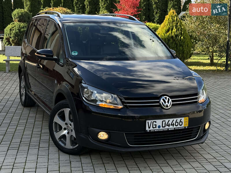 Мінівен Volkswagen Cross Touran 2011 в Самборі