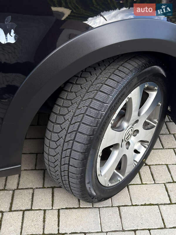 Мінівен Volkswagen Cross Touran 2011 в Самборі