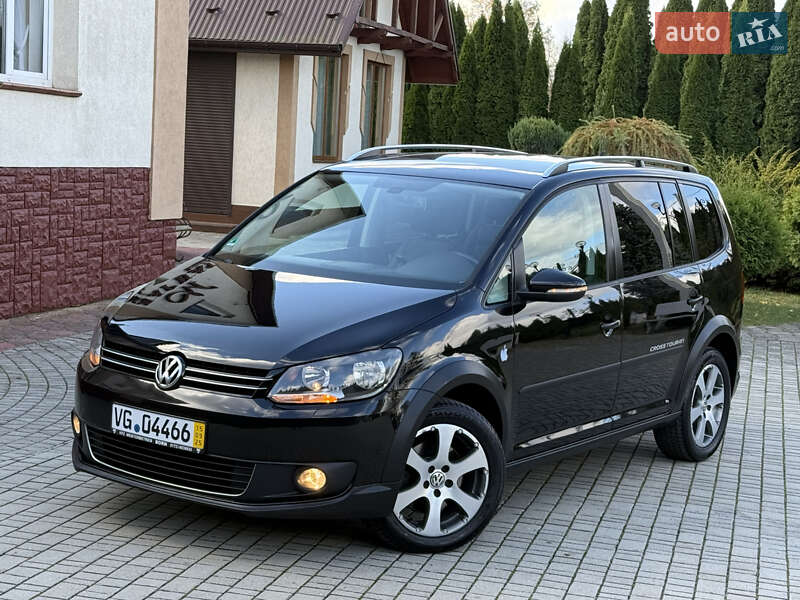 Мінівен Volkswagen Cross Touran 2011 в Самборі