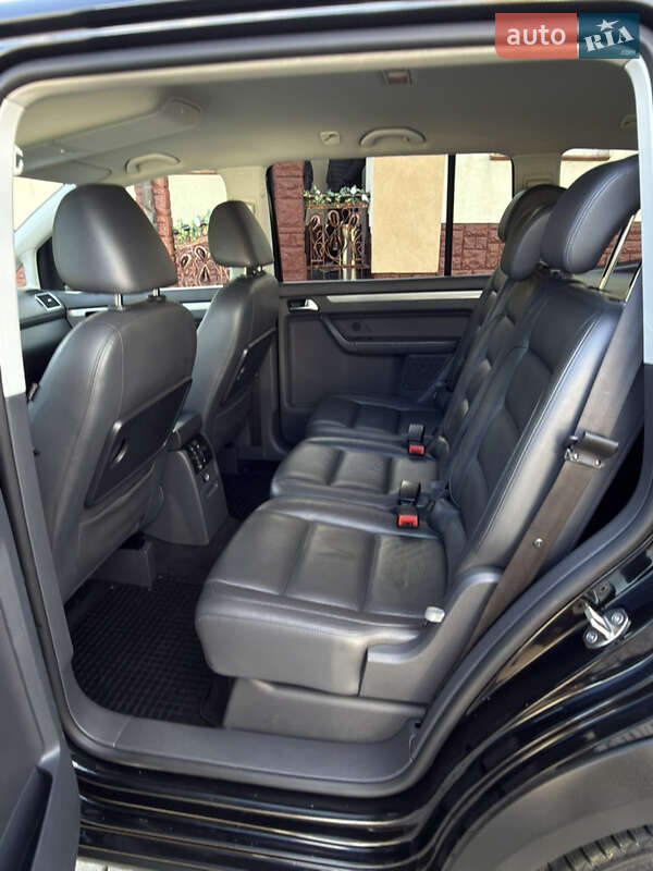 Мінівен Volkswagen Cross Touran 2011 в Самборі