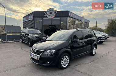 Мінівен Volkswagen Cross Touran 2007 в  Мінівен Volkswagen Cross Touran 2007 в