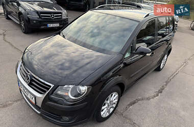 Мінівен Volkswagen Cross Touran 2007 в  фото 12 Мінівен Volkswagen Cross Touran 2007 в