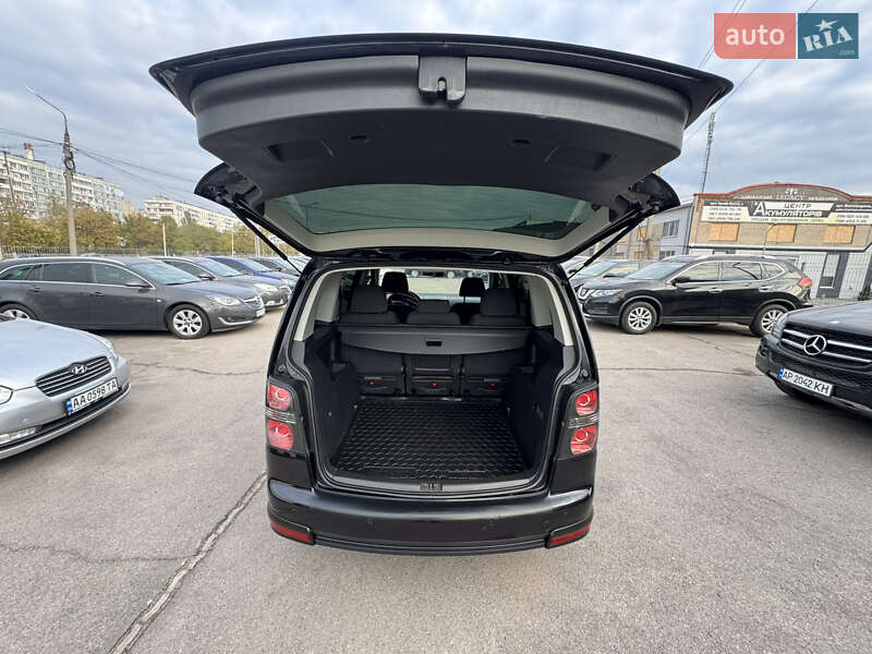 Минивэн Volkswagen Cross Touran 2007 в Запорожье фото 33 Минивэн Volkswagen Cross Touran 2007 в Запорожье
