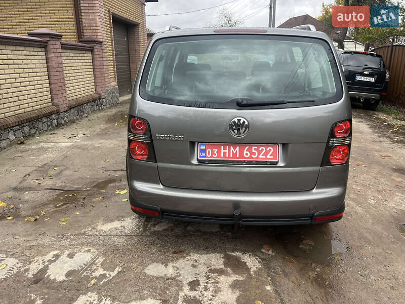 Минивэн Volkswagen Cross Touran 2008 в Ахтырке фото 7 Минивэн Volkswagen Cross Touran 2008 в Ахтырке