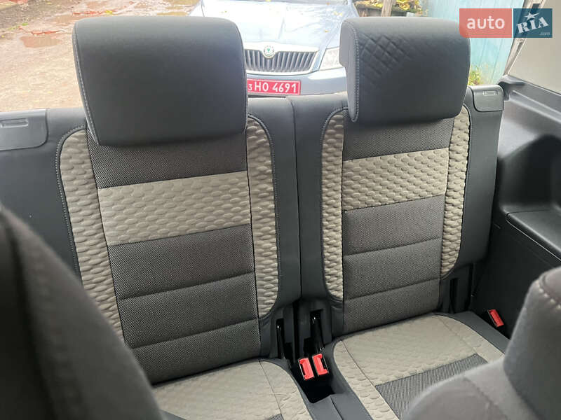 Минивэн Volkswagen Cross Touran 2008 в Ахтырке фото 64 Минивэн Volkswagen Cross Touran 2008 в Ахтырке