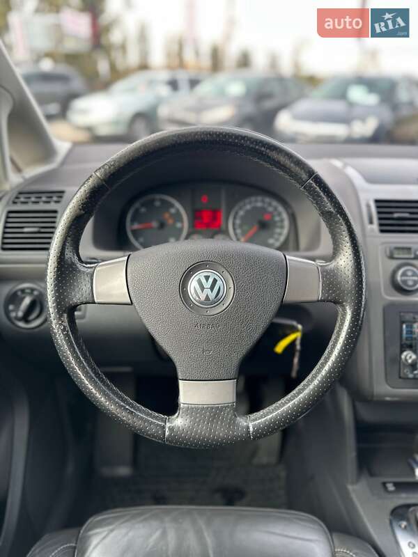Минивэн Volkswagen Cross Touran 2009 в Белогородке фото 18 Минивэн Volkswagen Cross Touran 2009 в Белогородке