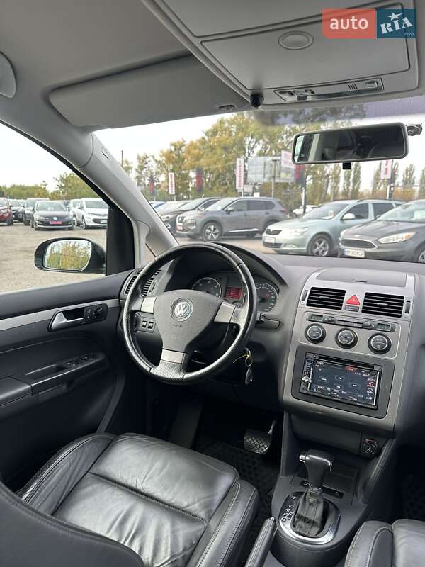 Минивэн Volkswagen Cross Touran 2009 в Белогородке фото 27 Минивэн Volkswagen Cross Touran 2009 в Белогородке