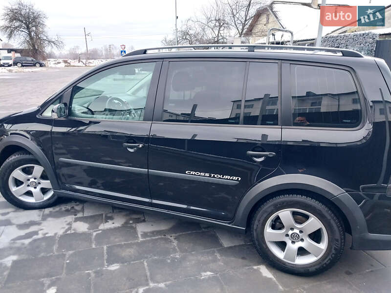 Минивэн Volkswagen Cross Touran 2008 в Самборе