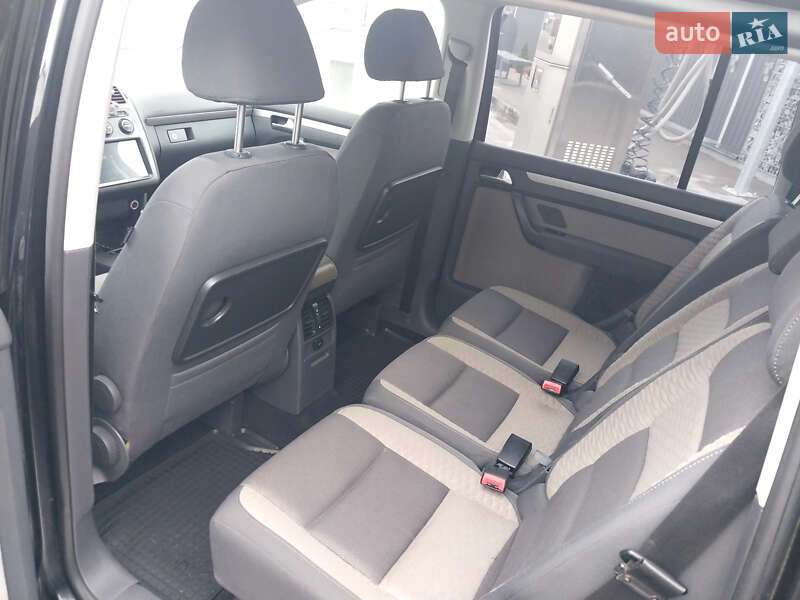 Минивэн Volkswagen Cross Touran 2008 в Самборе