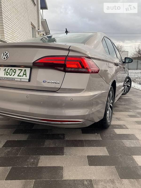 Седан Volkswagen e-Bora 2019 в Борисполе