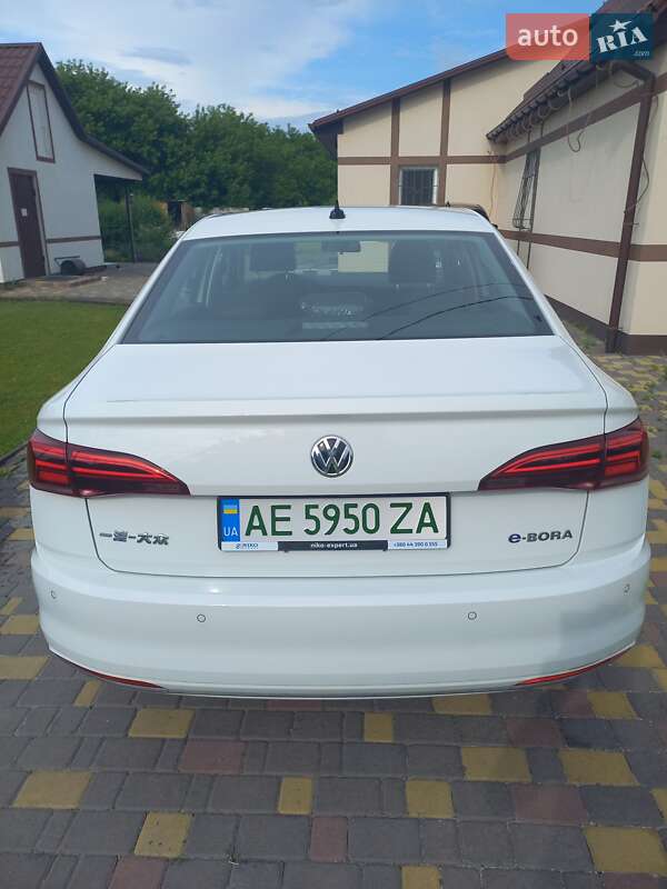 Седан Volkswagen e-Bora 2019 в Дніпрі
