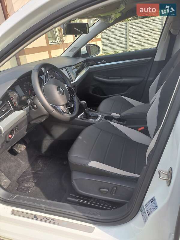 Седан Volkswagen e-Bora 2019 в Дніпрі