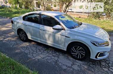 Седан Volkswagen e-Bora 2019 в Киеве