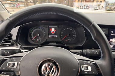 Седан Volkswagen e-Bora 2019 в Львове