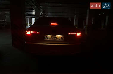 Седан Volkswagen e-Bora 2020 в 
