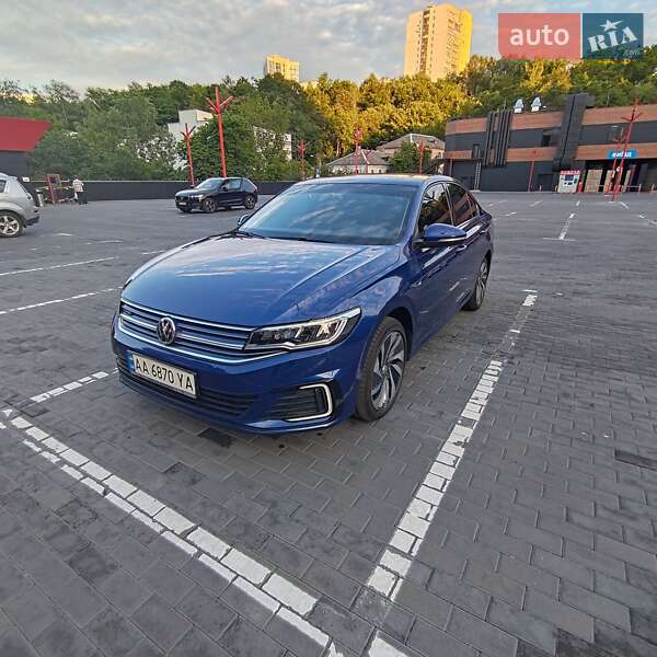 Седан Volkswagen e-Bora 2019 в Києві