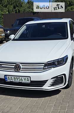 Седан Volkswagen e-Bora 2020 в Киеве