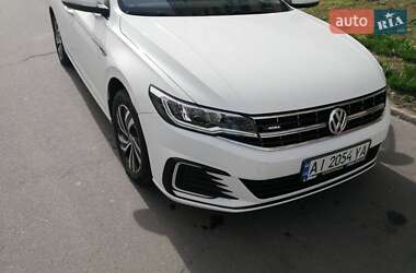 Седан Volkswagen e-Bora 2019 в Обухове