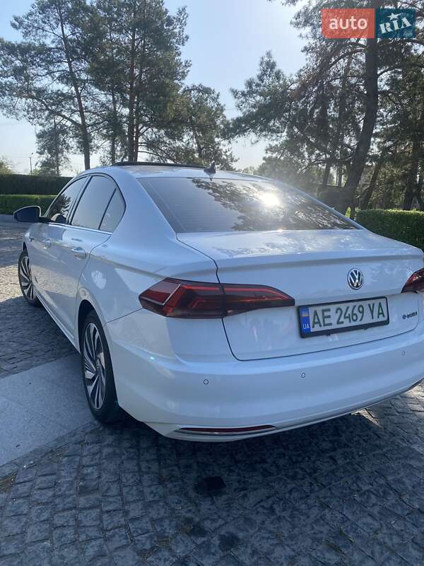 Седан Volkswagen e-Bora 2019 в Дніпрі