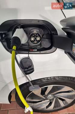 Седан Volkswagen e-Bora 2019 в 