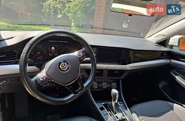 Седан Volkswagen e-Bora 2020 в 