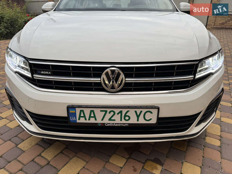 Седан Volkswagen e-Bora 2019 в Києві