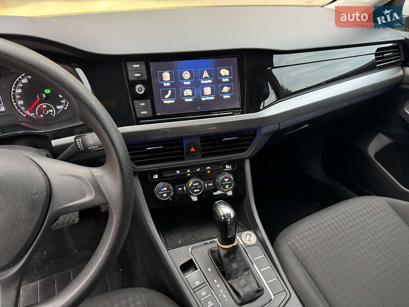 Седан Volkswagen e-Bora 2019 в Києві