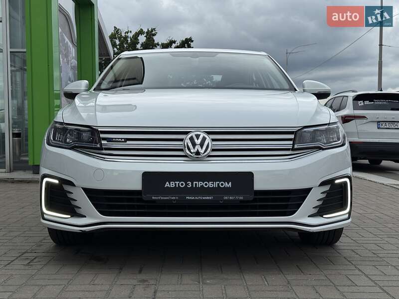 Седан Volkswagen e-Bora 2020 в Киеве