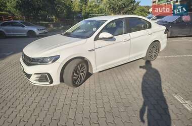 Седан Volkswagen e-Bora 2021 в Львові