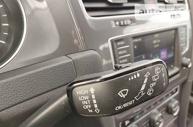 Хетчбек Volkswagen e-Golf 2016 в 