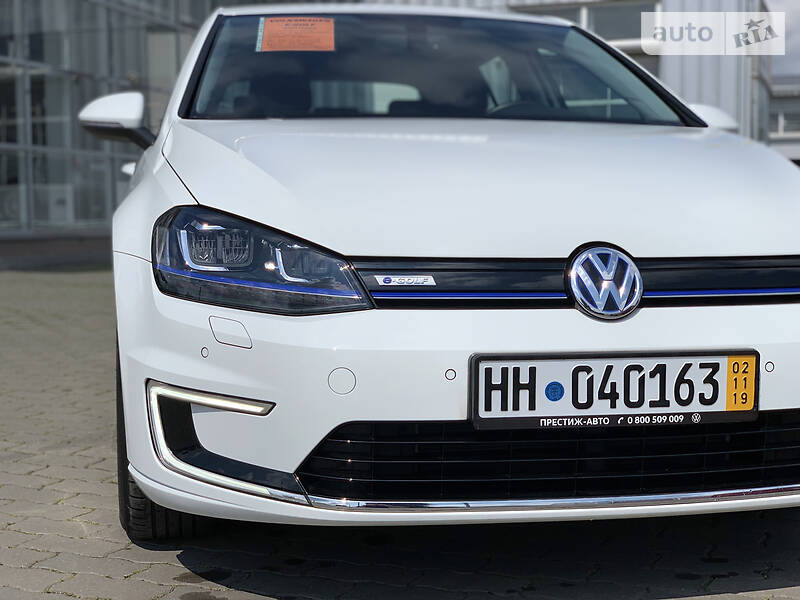 Хетчбек Volkswagen e-Golf 2016 в Хмельницькому
