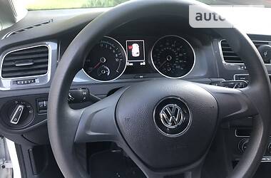 Хэтчбек Volkswagen e-Golf 2016 в Киеве