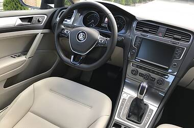 Хетчбек Volkswagen e-Golf 2015 в Сумах