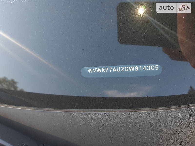 Хетчбек Volkswagen e-Golf 2016 в Києві